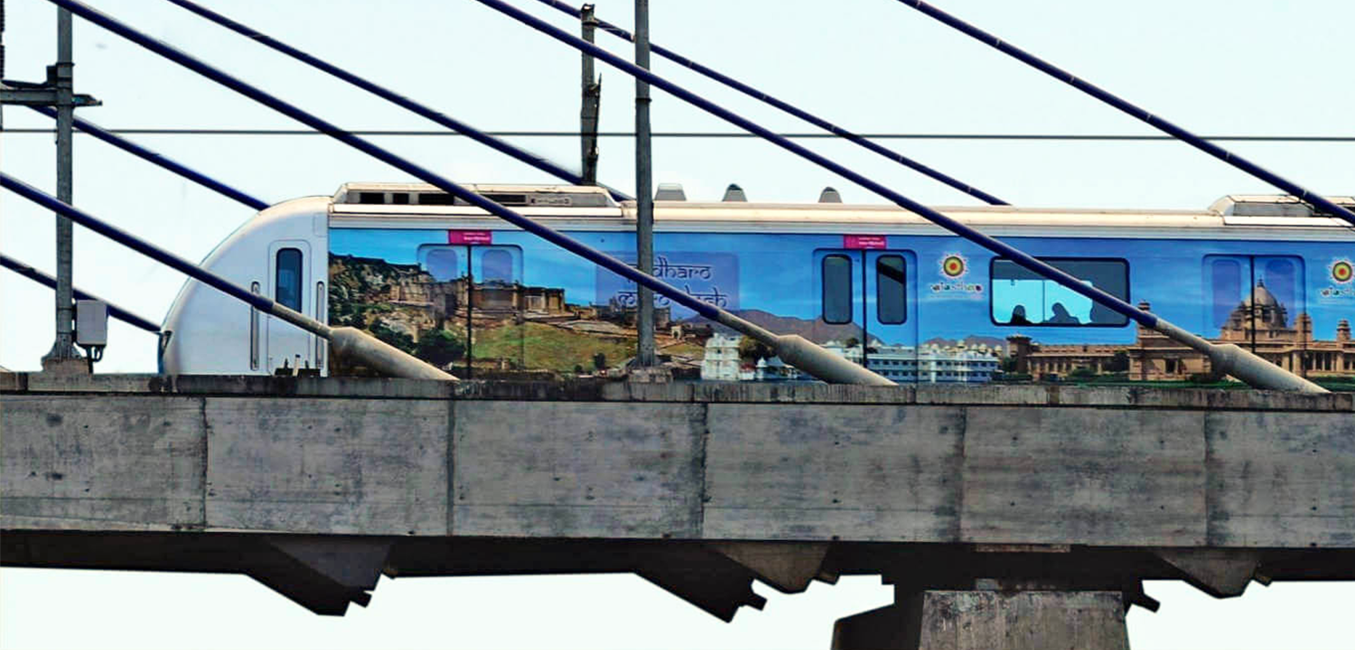 Wrap2Earn Advertising on Mumbai Metro
