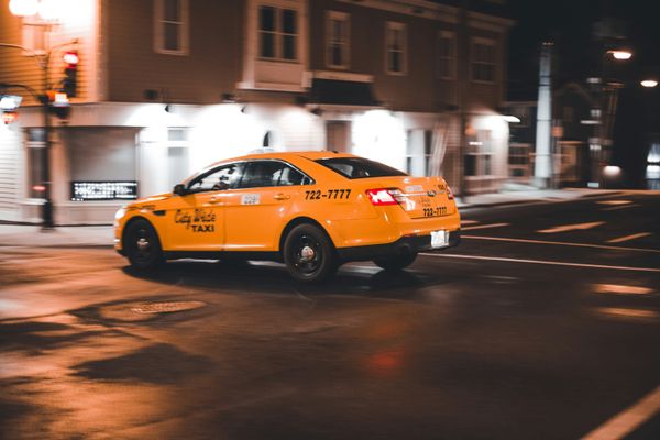 Why Local Businesses Are Turning to City Cab Advertising for Regional Brand Growth